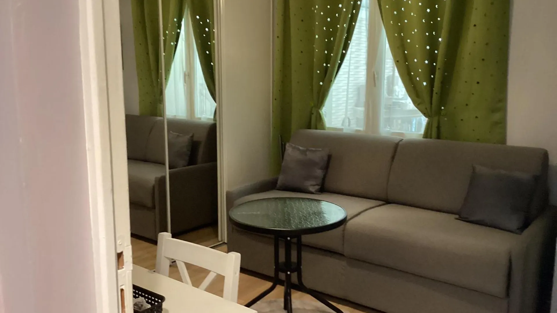 Bed & Breakfast Chambre D'Hotes La Maximinoise A 5Mn De Chantilly Et A Proximite De Senlis, Parc Asterix, Pierrefonds, Compiegne, Aeroport Roissy Charles De Gaulle Saint-Leu-d'Esserent